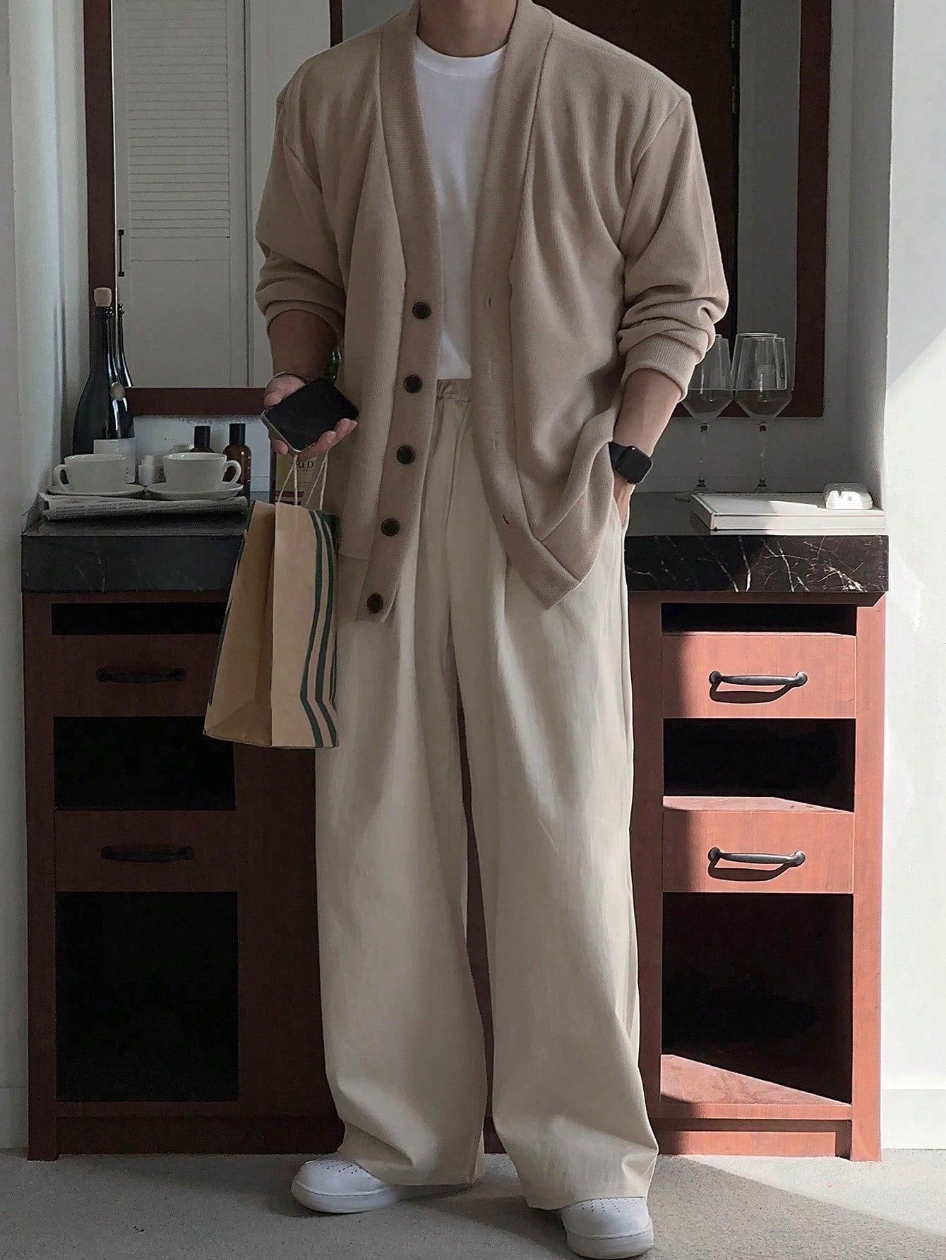 Minimal Wide Leg Pants